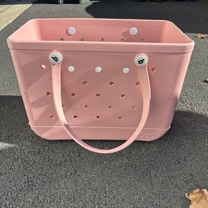 Brand new Bogg Bag - never been used!